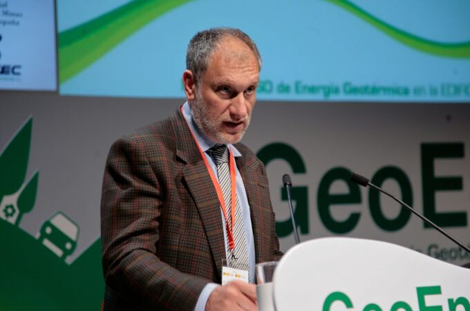 Joan Escuer critica la hipocresía que esconde la transición energética