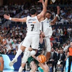 Campazzo y Tavares intimidan a Balcerowski