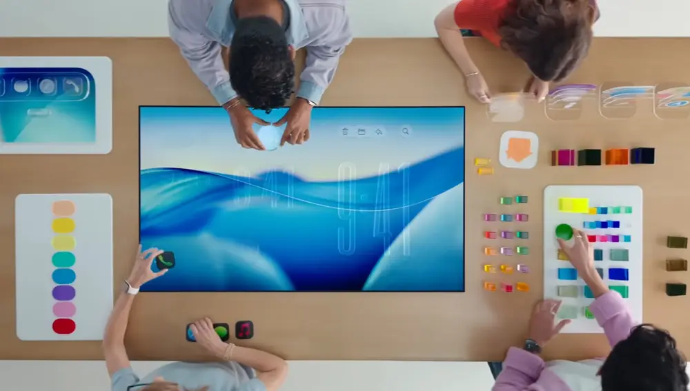 Empleados de Apple durante el proceso creativo
