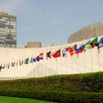 Son 193 países reconocidos por la ONU, así como dos en "Estados en observación" (Ciudad del Vaticano y Palestina), y aunque España reconoce este territorio, no considera a Kosovo y otras naciones