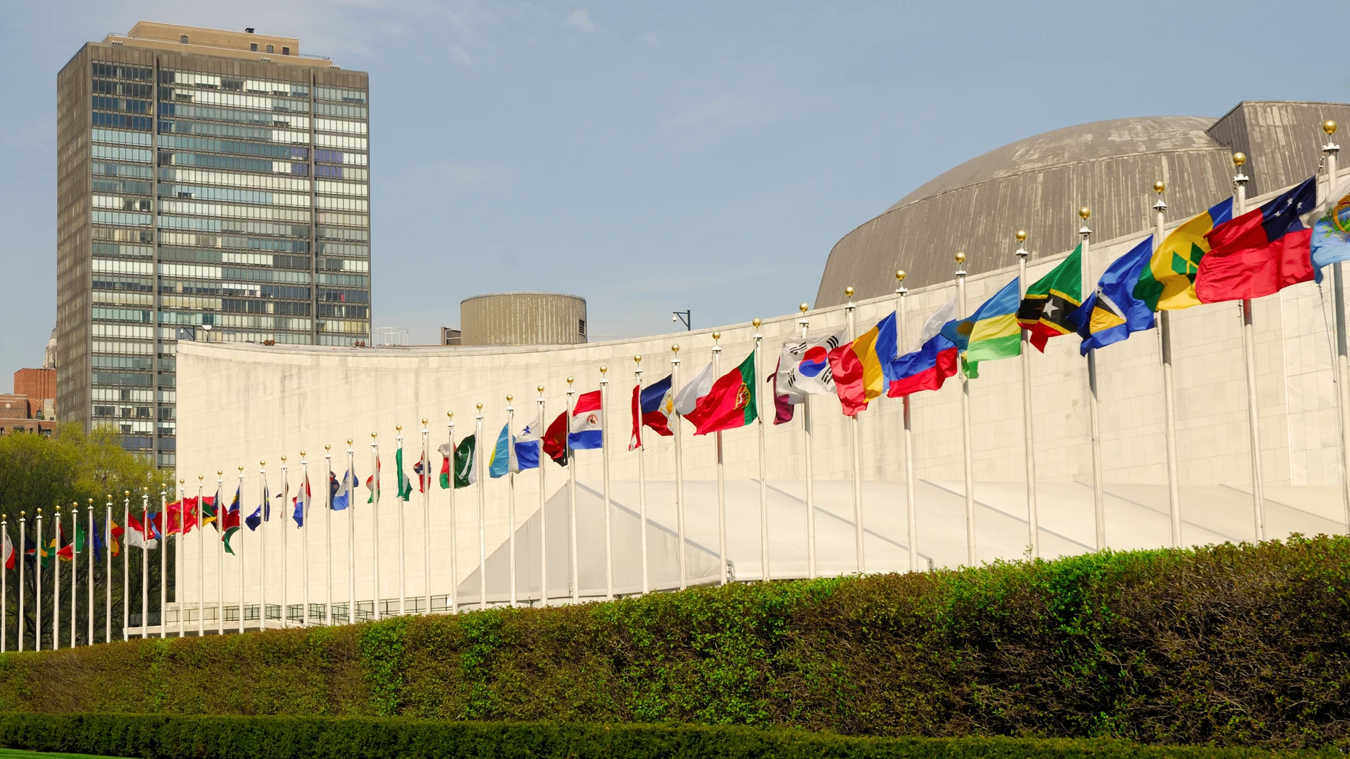 Son 193 países reconocidos por la ONU, así como dos en "Estados en observación" (Ciudad del Vaticano y Palestina), y aunque España reconoce este territorio, no considera a Kosovo y otras naciones