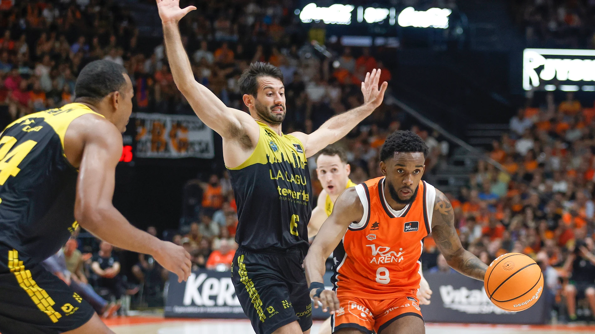 Jean Montero volvió a ser el máximo anotador del Valencia Basket