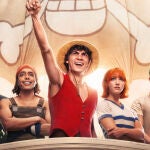 Luffy, Zoro, Nami, Usopp y Sanji forman la primera alineación de la tripulación en la serie
