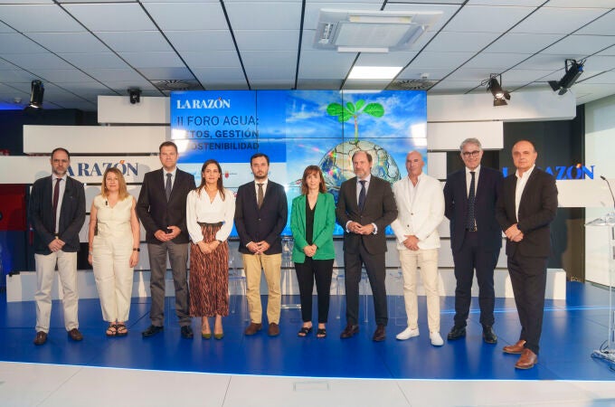 Participantes del II Foro del agua LA RAZÓN