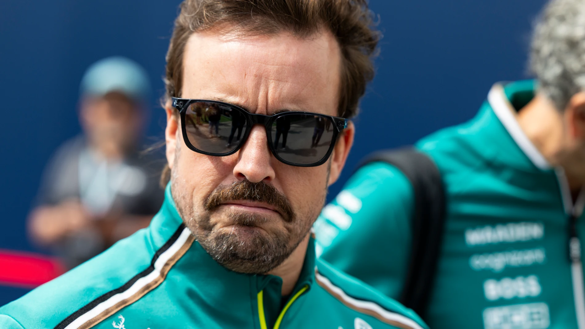 Montreal (Canada), 13/06/2025.- Aston Martin driver Fernando Alonso of Spain arrives in the paddock prior to Free Practice 1 for the Formula 1 Grand Prix of Canada at the Circuit Gilles-Villeneuve in Montreal, Canada, 13 June 2025. The 2025 Canadian Grand Prix will take place on 15 June 2025. (Fórmula Uno, España) EFE/EPA/SHAWN THEW