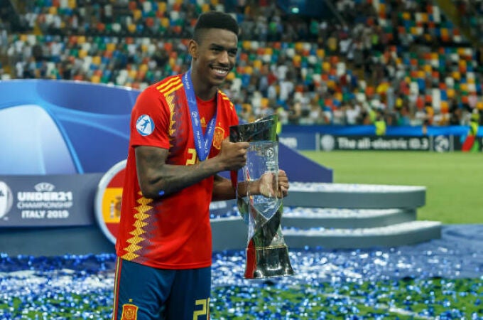 Junior Firpo con España