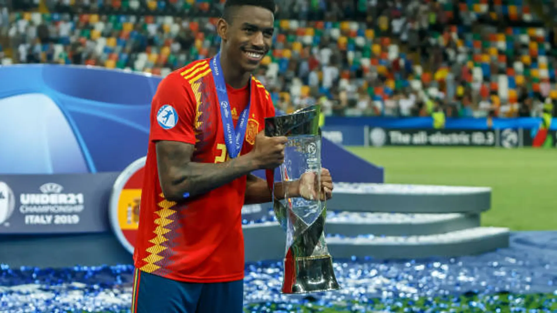 Junior Firpo con España