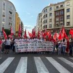 Manifestación por las calles de León en defensa de la planta de Azucarera de La Bañeza