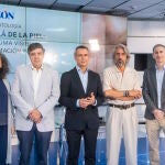 Doctores participantes del Foro Dermatología
