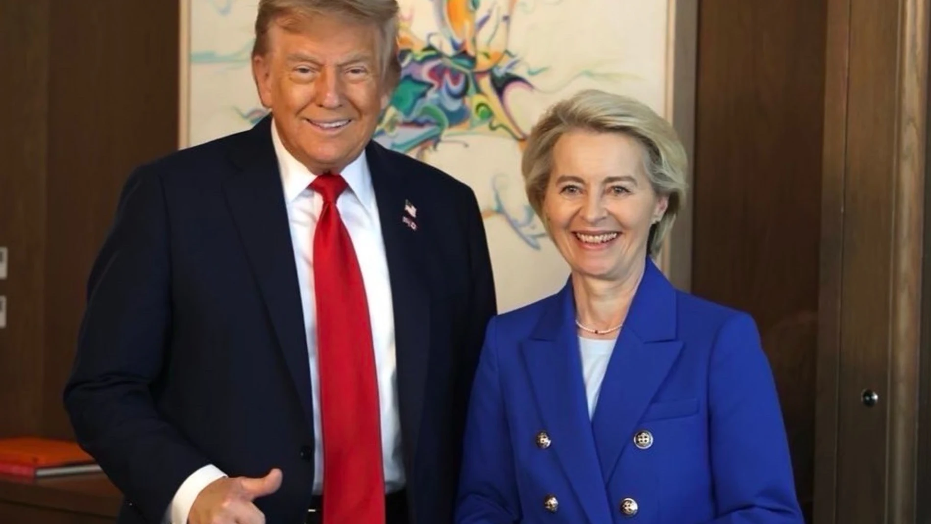 Donald Trump y Ursula von der LeyenREMITIDA / HANDOUT por Comisión EuropeaFotografía remitida a medios de comunicación exclusivamente para ilustrar la noticia a la que hace referencia la imagen, y citando la procedencia de la imagen en la firma16/06/2025
