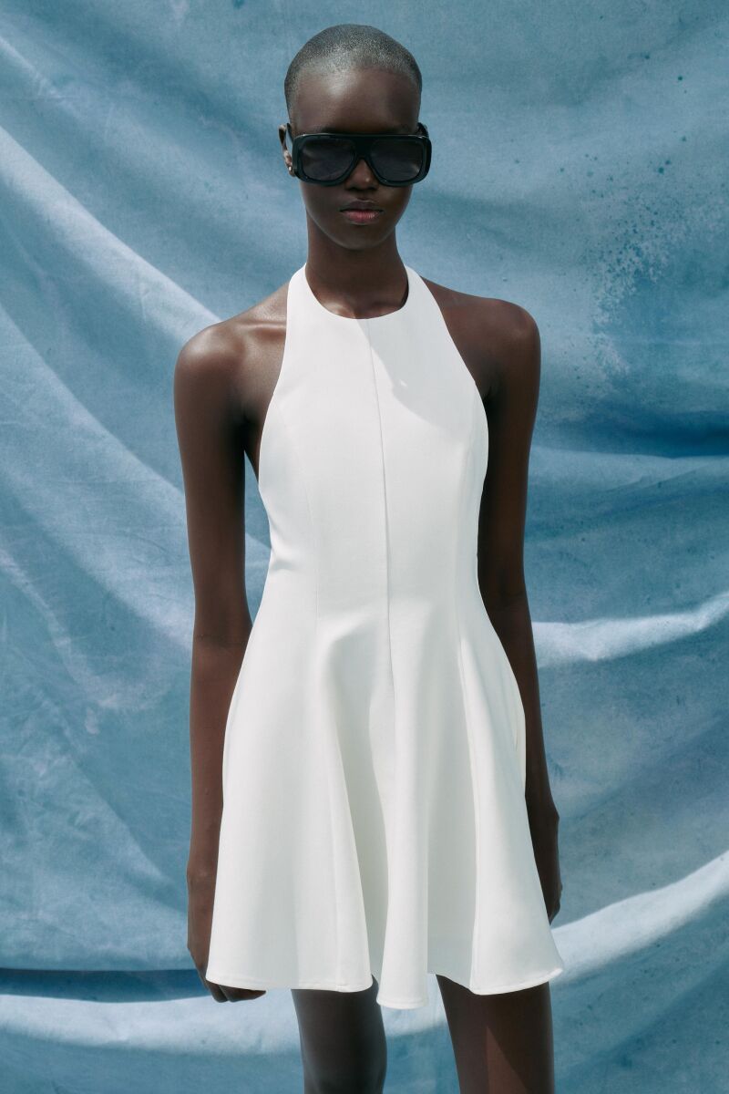 Vestido halter blanco de Zara