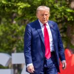 Trump asegura que Irán propuso una reunión en EEUU para negociar y deja en el aire el posible ataque