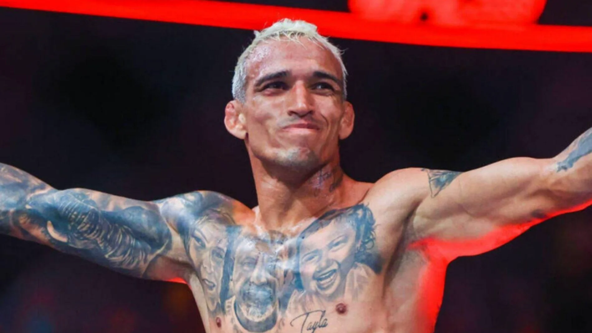 Charles Oliveira responde a la advertencia de Topuria: "Muchos hablaron antes y ya sabes lo que pasó al final"