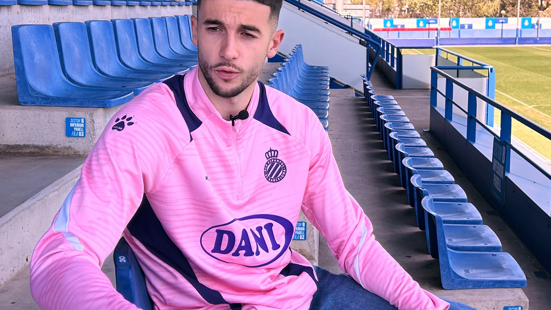 FILE - Espanyol goalkeeper Joan Garcia speaks during an interview with The Associated Press in Barcelona, Spain, Thursday, April 24, 2025. (AP Photo/Joseph Wilson, File)