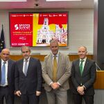 De izquierda a derecha, Eusebio Azorín (Ilunión); Miguel Ángel Benzal (CEO de Sports Summit); Andrea Lazzari (Presidente del Com.It.Es) y Carlos Domínguez (Ilunión)