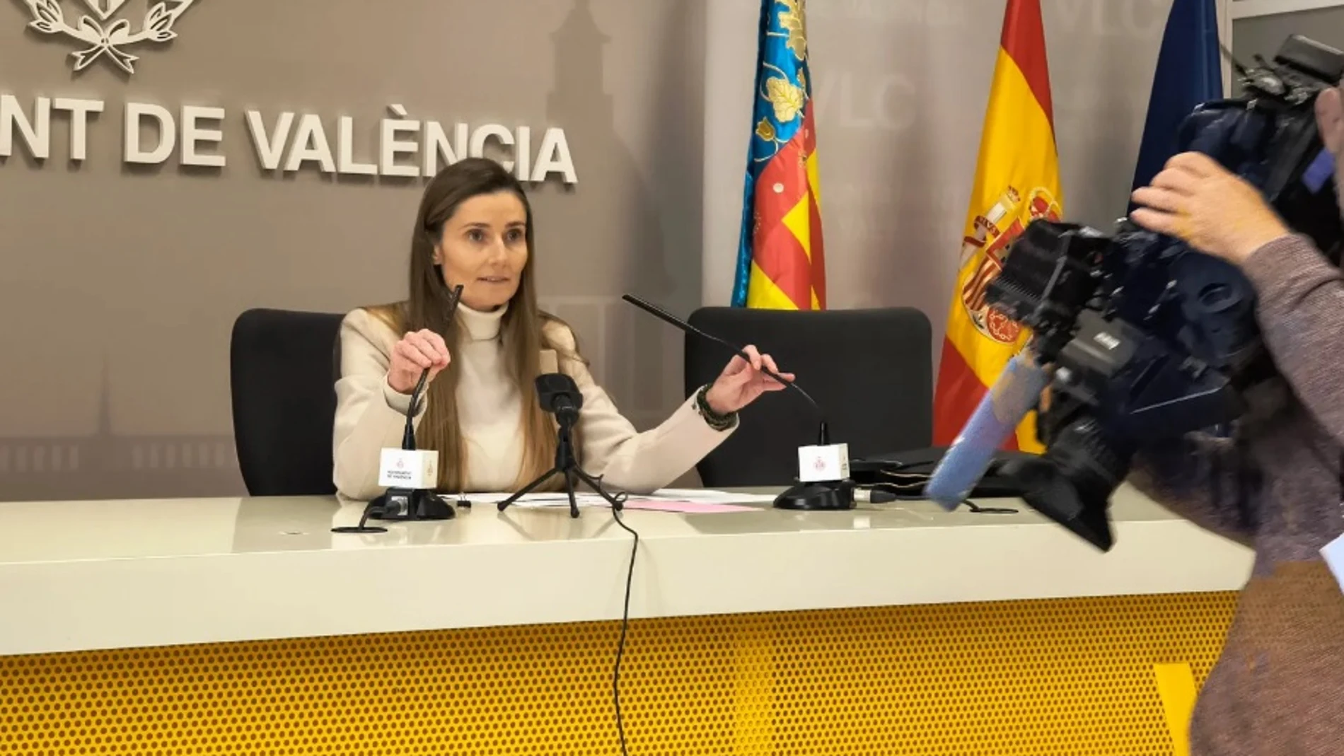 Un juzgado ve indicios de delito en los mensajes en las redes sociales de una edil de Vox denunciada por odio
