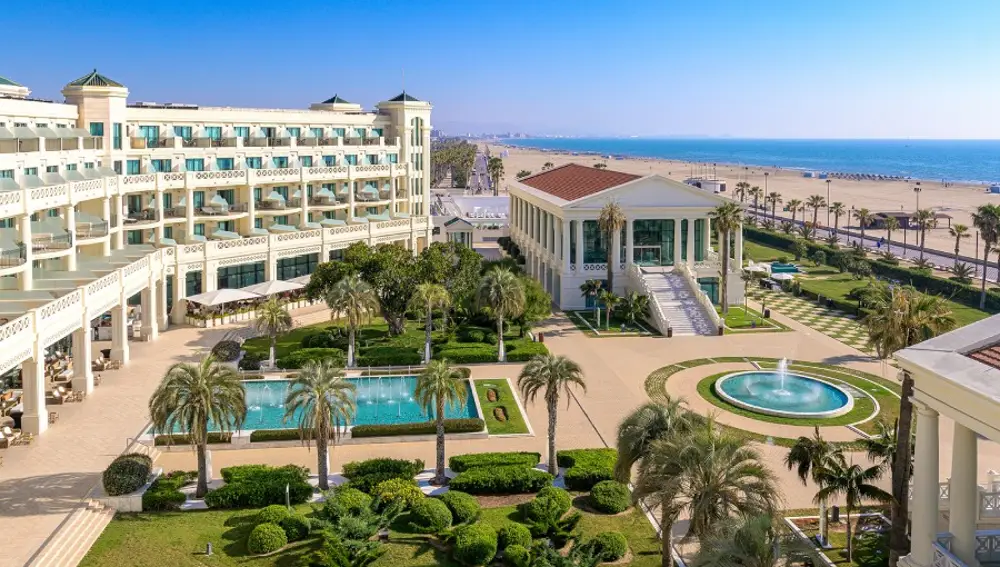 Hotel Las Arenas