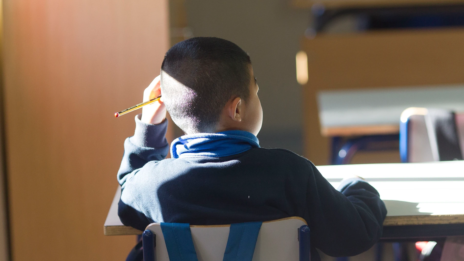 El autismo es un trastorno del neurodesarrollo con un marcado carácter biológico causado por factores genéticos y ambientales