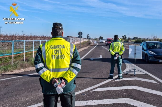 Control Anti-Droga Guardia Civil De Trafico. Badajoz, Febrero 2016