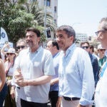 Fogueres.- Mazón asiste a la primera mascletá de Fogueres de 2025 en Alicante