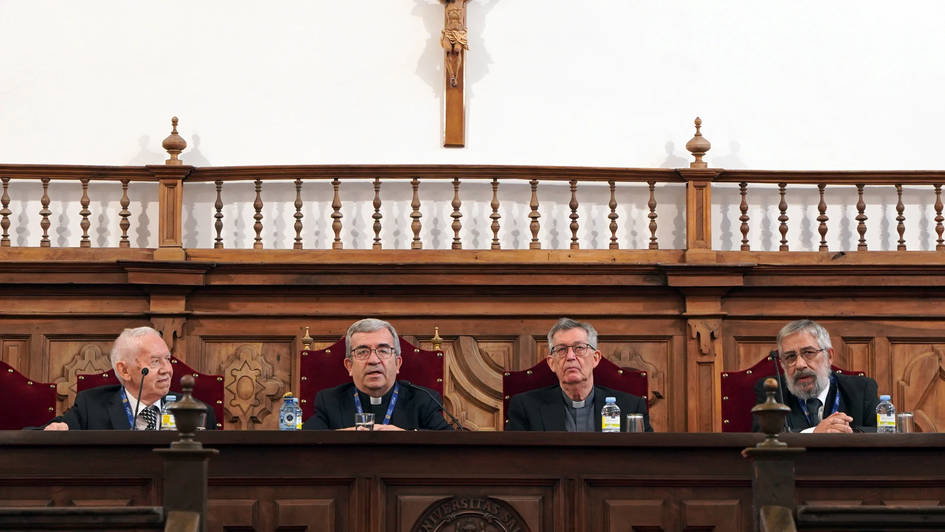 Luis Argüello junto a Santiago García-Jalón de la Lama o Antonio Sánchez Orantos