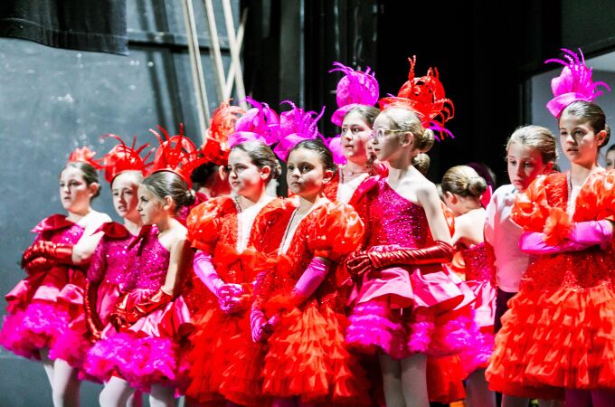 Imagen de un ensayo del espectáculo de este año de la escuela jerezana de danza Fredes Insa 
