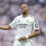 Fútbol.- AMP.- El delantero del Real Madrid Kylian Mbappé deja el hospital tras un cuadro agudo de gastroenteritis