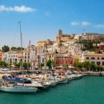 Los castellanismos de los ibicencos que escandalizan a Cataluña y al resto de Baleares: "Habláis fatal"