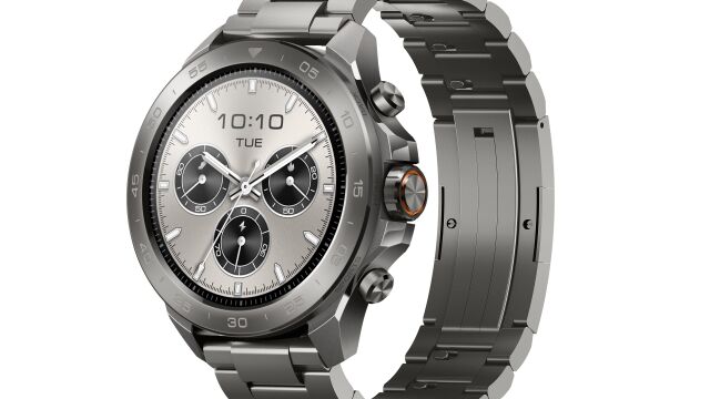 Titanio de grado aeroespacial para un reloj que cuesta menos de lo que de verdad vale