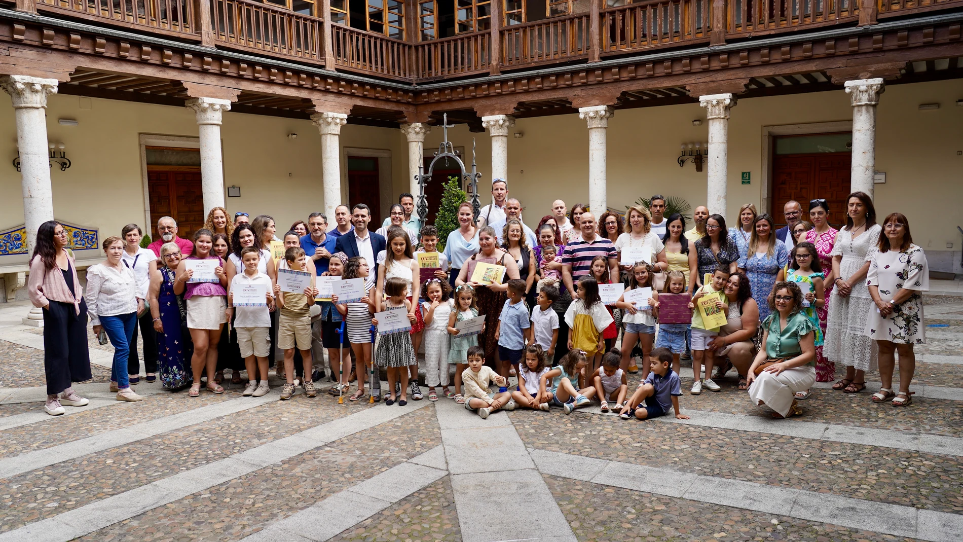La Diputación de Valladolid entrega los premios del XXIV Concurso Literario El Cuento Ilustrado 2025