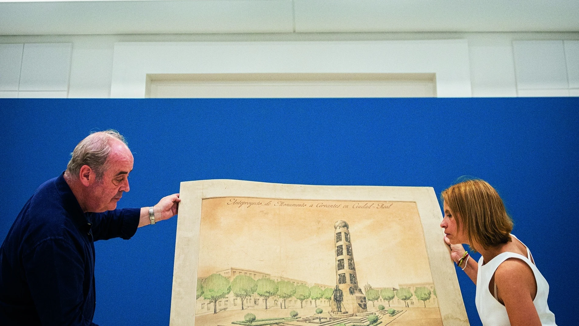 Aflora por sorpresa en el Archivo de Ciudad Real un proyecto de monolito de 10 metros en homenaje a Cervantes del año 47