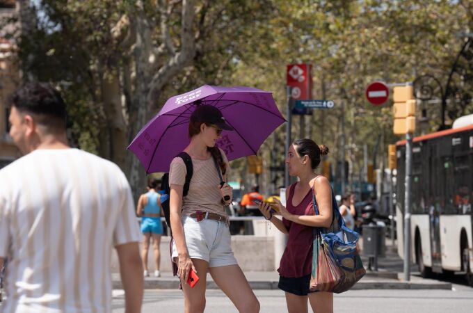 MURCIA.-Más de la mitad de España estará mañana en aviso por lluvias y calor, con Andalucía, Aragón y Cataluña en nivel naranja
