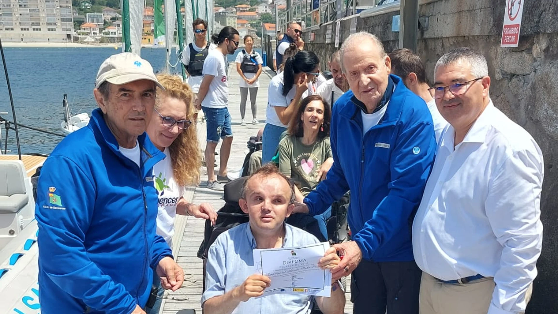 Don Juan Carlos, en la clausura del proyecto "Bautismos de Mar" de la Mancomunidad de O Salnés