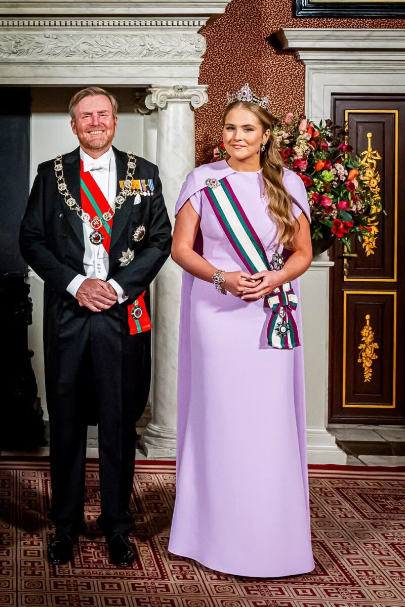 El rey Guillermo Alejandro de los Países Bajos y su hija, la princesa heredera Catalina Amalia
