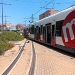 AMP.-La L6 de Metrovalencia restablece el servicio y la L4 sigue interrumpida al engancharse un tranvía con la catenaria