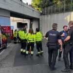 Una mujer grave al caer desde 7 metros tras ser agredida por hombre en estación en Madrid