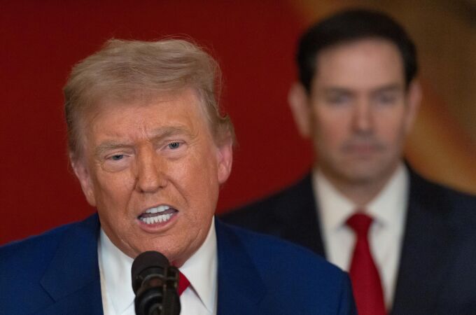 Irán.- Trump apuesta por un "cambio de régimen" para "hacer Irán grande otra vez"