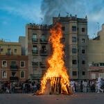 Barcelona celebra la verbena de Sant Joan