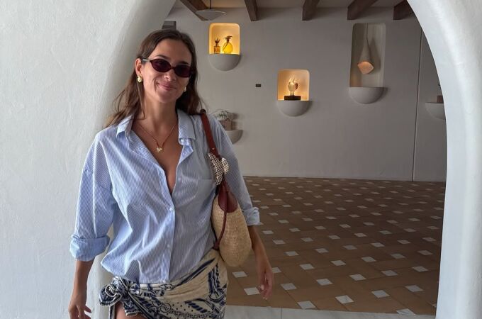 El look de María Pombo en Menorca.
