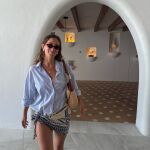 El look de María Pombo en Menorca.