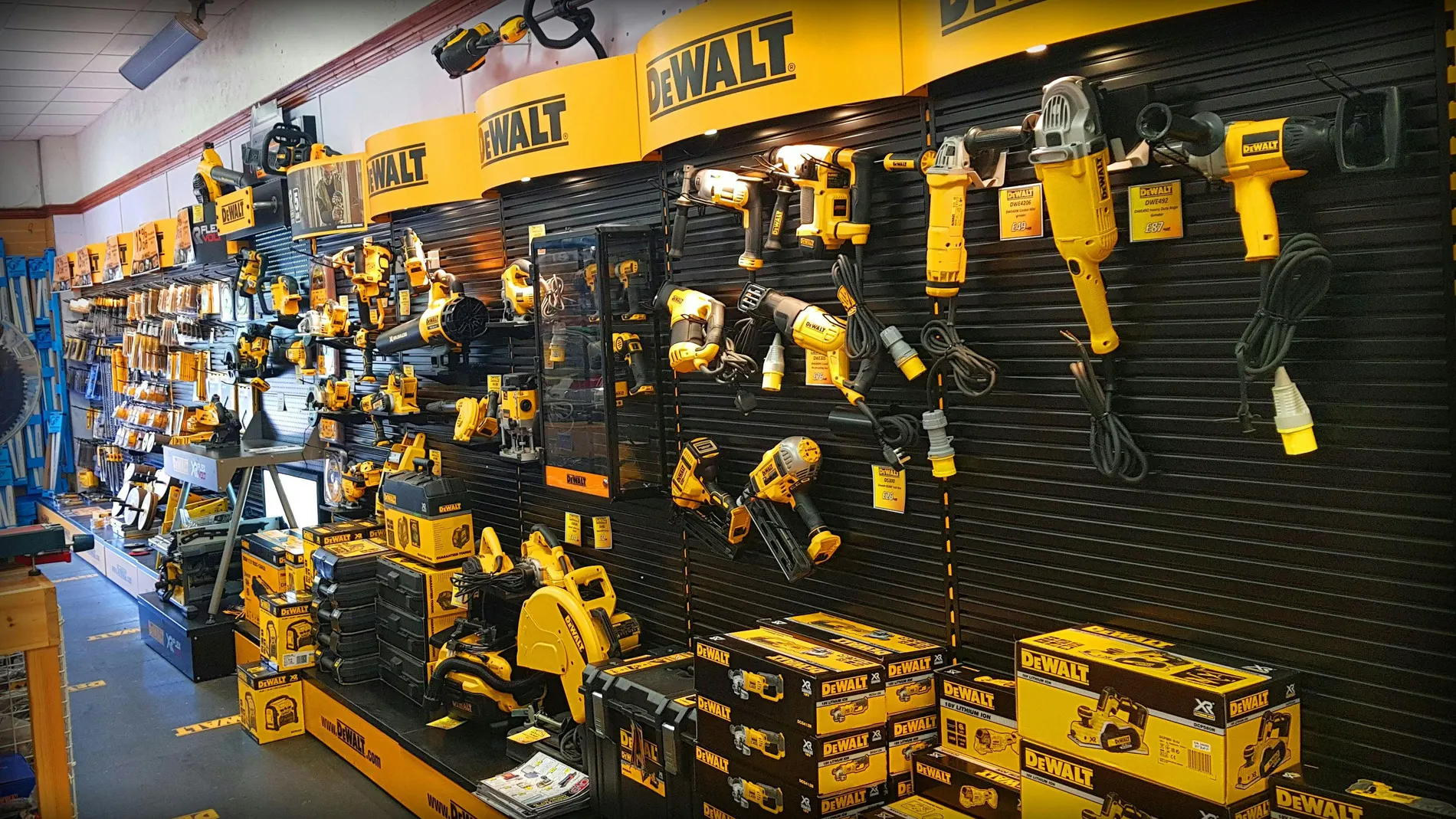 DEWALT