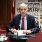 Economía.- Gascón (Hacienda), sobre la dimisión del presidente del TEAC por presuntas "mordidas": "Le sigo creyendo"