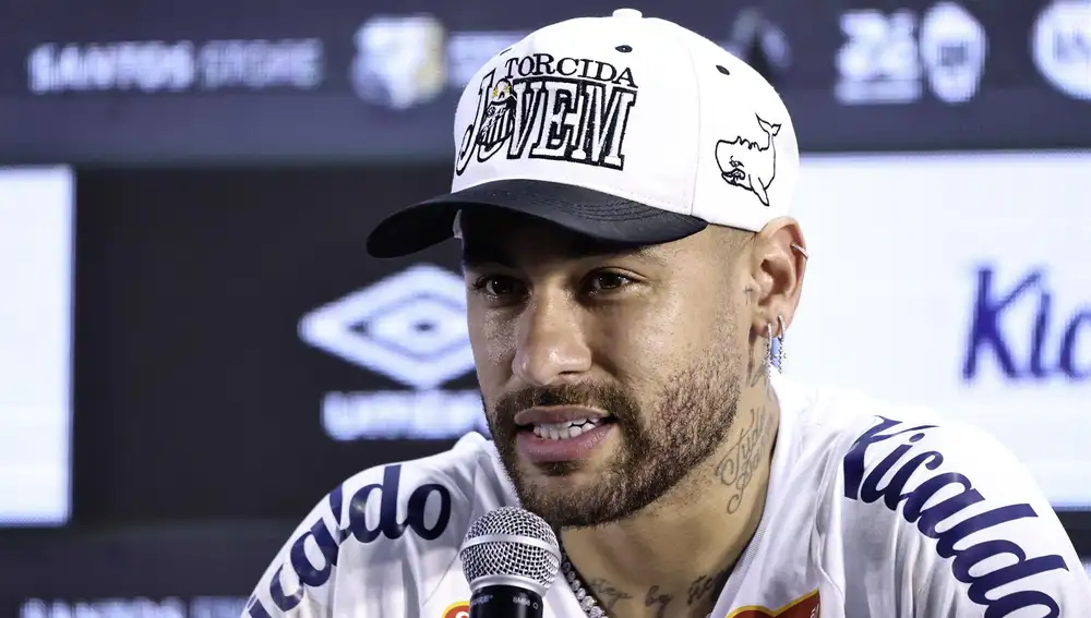 Fútbol.- El brasileño Neymar Jr. renueva con el Santos hasta finales de año