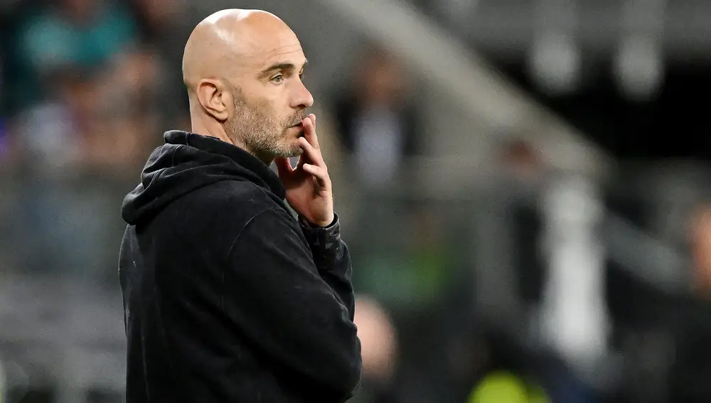 Chelsea coach Enzo Maresca
