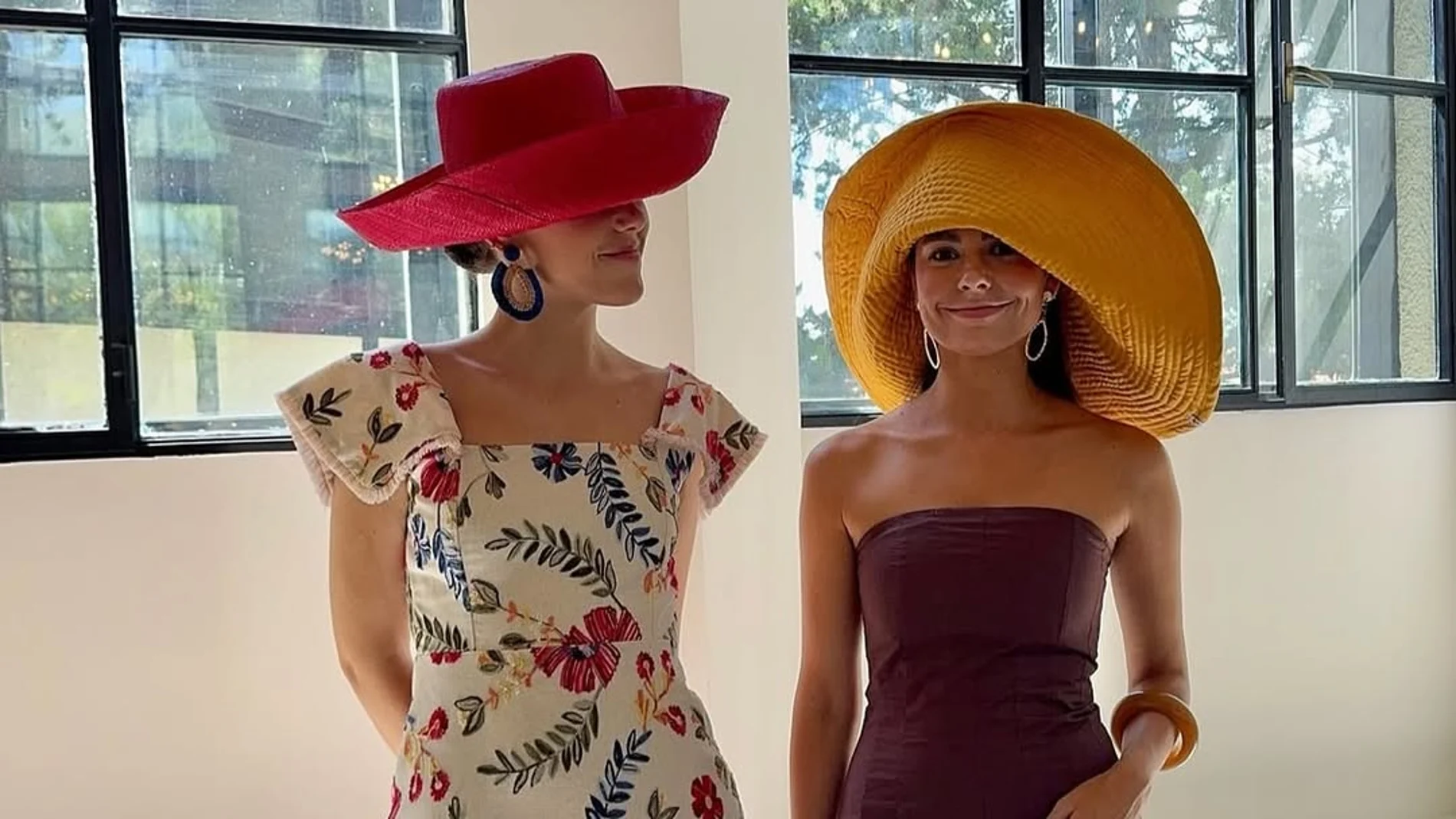 Invitadas de boda.
