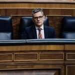 AMP3.- El juez del 'caso Begoña Gómez' pide al Supremo que investigue a Bolaños por malversación y falso testimonio