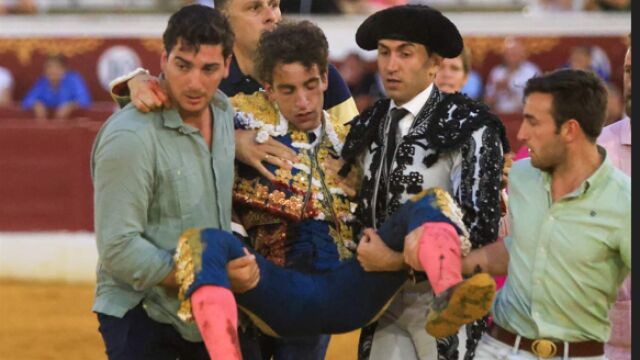 Cogida de Víctor Hernández en Torrejón donde quedó inconsciente