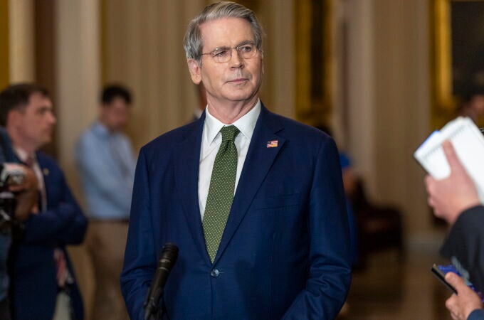 US Treasury Secretary Scott Bessent meets with Senate Republicans