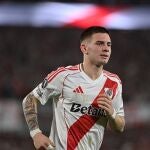 Mastantuono, con la camiseta de River