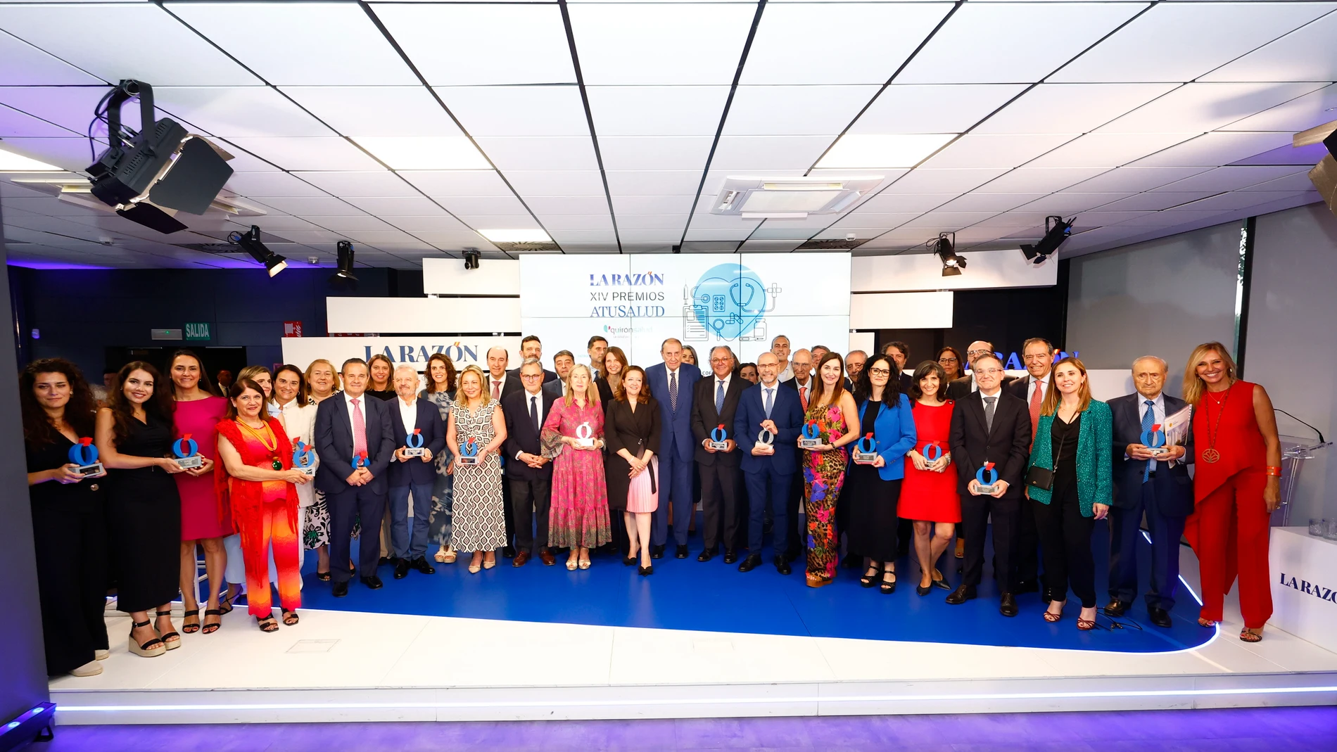 Foto de familia de los premiados en la XIV edición de los Premios A Tu Salud
